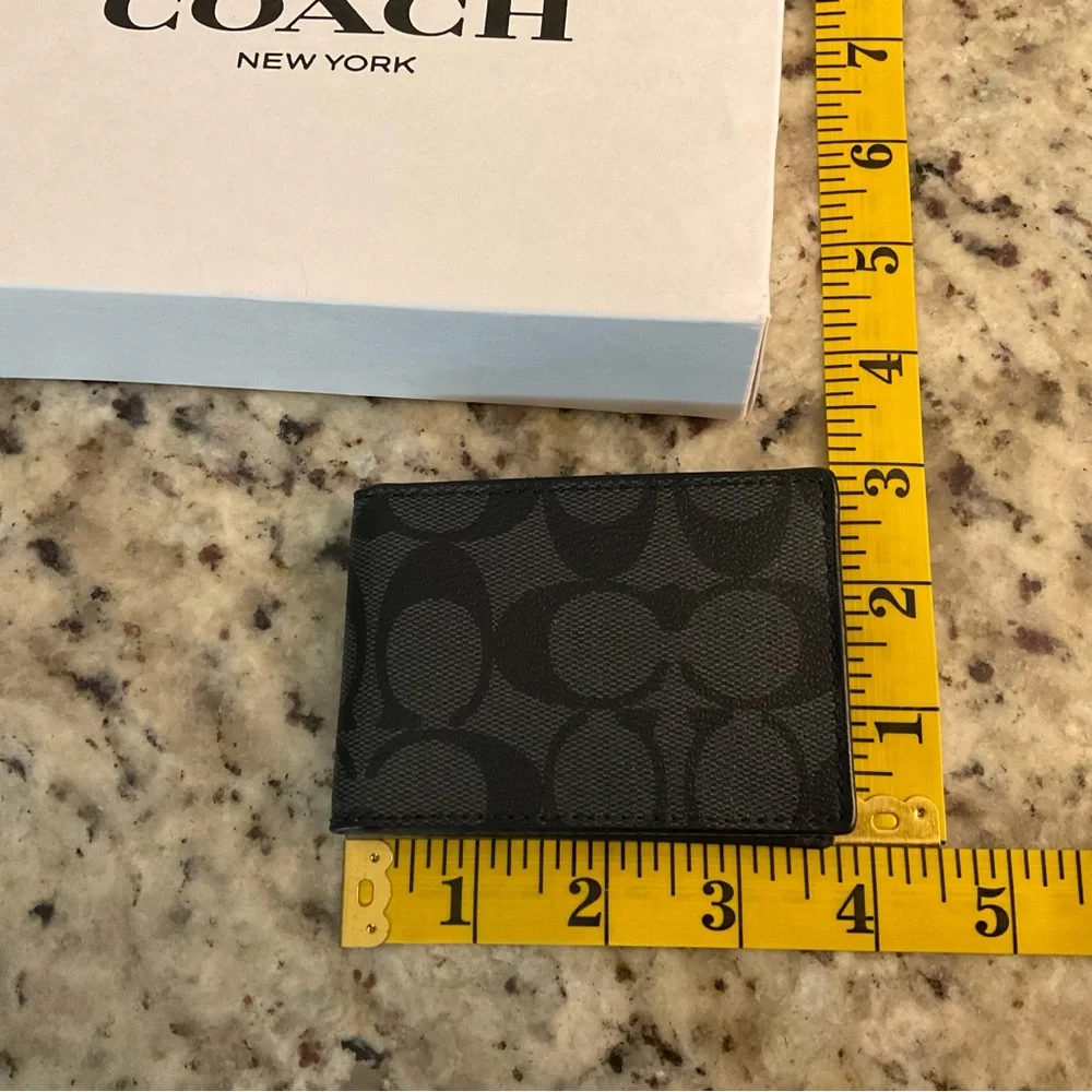 NWT Coach Compact Billfold Wallet In Signature Canvas